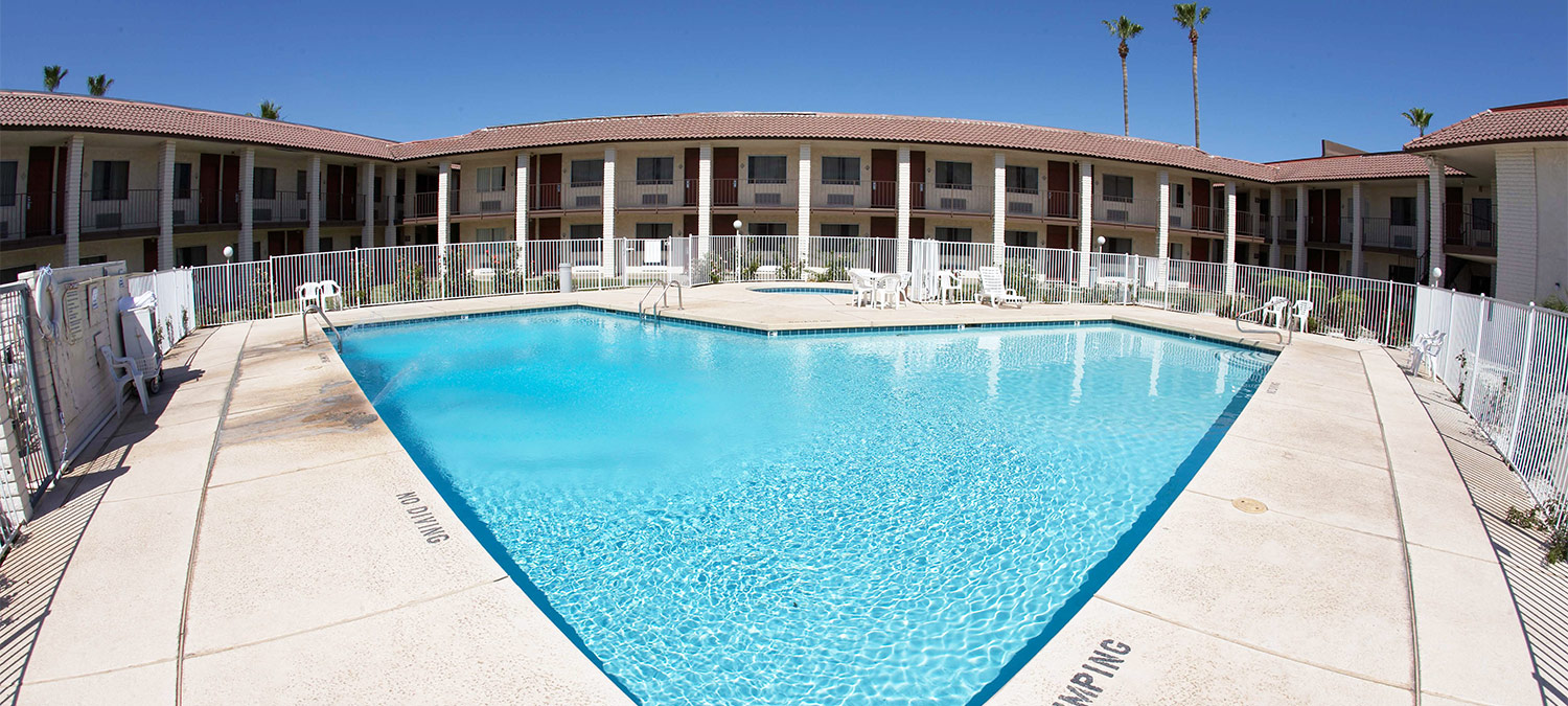 CLEAN AND COMFORTABLE LODGING IN NORTH PHOENIX, AZ THE PREMIER INNS IS A TOP-RANKED BUDGET METRO CENTER PHOENIX HOTEL