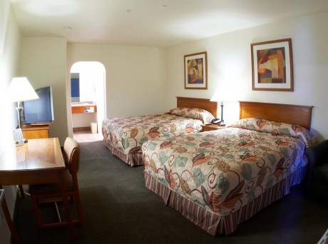 Welcome To Premier Inns Metro Center - Double Queen Room