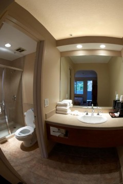 Welcome To Premier Inns Metro Center - Vanity Area